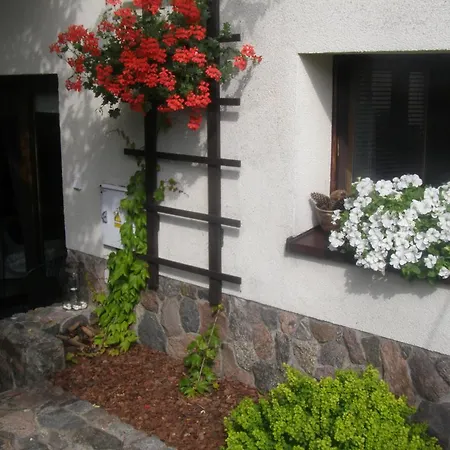 Pod Lasem Apartment Charzykowy