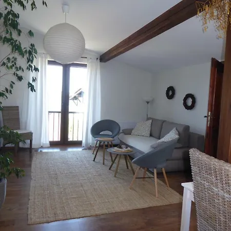 公寓 Pod Lasem 哈日科维