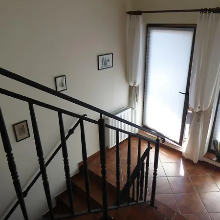 Pod Lasem 公寓 哈日科维